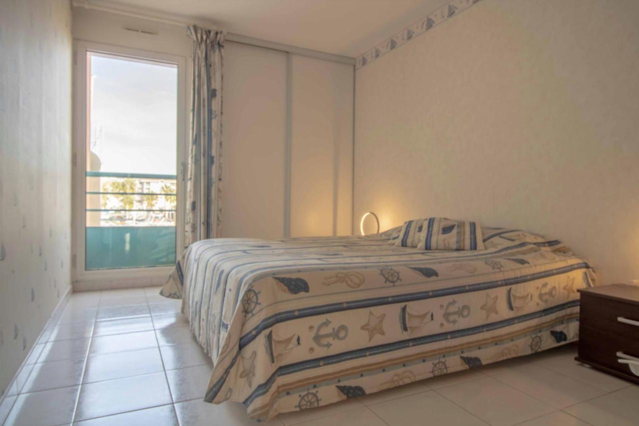 Apartment With Balcony And View On The Port เฟรฌูส ภายนอก รูปภาพ